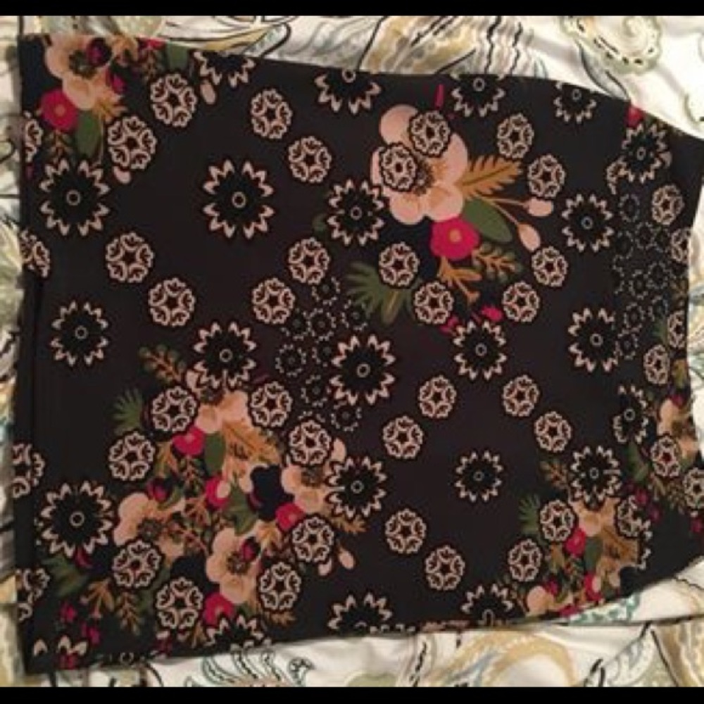 LuLaRoe Cassie